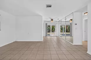 101 E Beverly Road E, Jupiter, FL 33469 - Photo 13