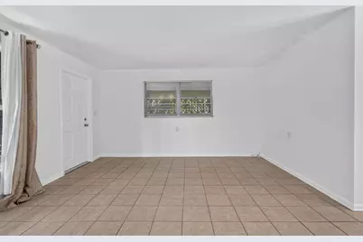 101 E Beverly Road E, Jupiter, FL 33469 - Photo 15