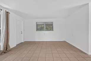 101 E Beverly Road E, Jupiter, FL 33469 - Photo 15