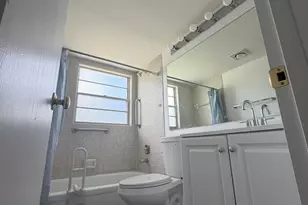 266 Brighton G, Boca Raton, FL 33434 - Photo 9