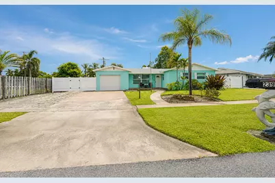 2395 Edgewater Drive, West Palm Beach, FL 33406 - Photo 1