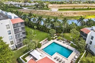 2550 Presidential Way, West Palm Beach, FL 33401 - Photo 23