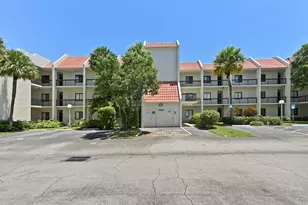2550 Presidential Way, West Palm Beach, FL 33401 - Photo 25