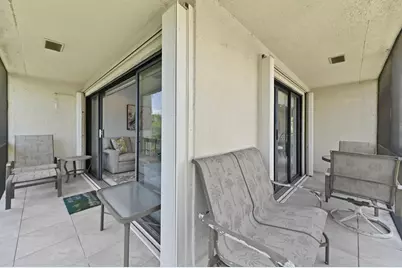 2550 Presidential Way #301, West Palm Beach, FL 33401 - Photo 17