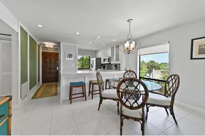 2550 Presidential Way #301, West Palm Beach, FL 33401 - Photo 5