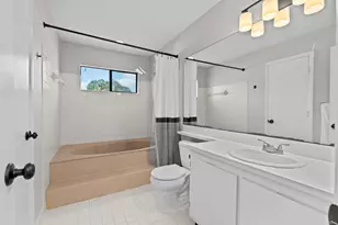 4155 Palm Bay Cir, West Palm Beach, FL 33406 - Photo 17