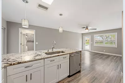 19144 SE Arnold Drive, Tequesta, FL 33469 - Photo 7