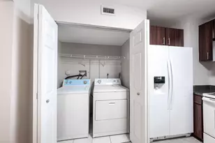 3469 NW 44th St, Oakland Park, FL 33309 - Photo 19