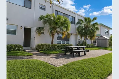 2621 NE 1st Street #7, Pompano Beach, FL 33062 - Photo 7