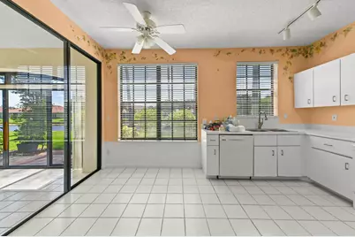5965 Parkwalk Drive #913, Boynton Beach, FL 33472 - Photo 13