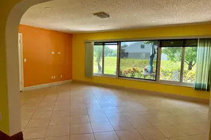 2886 Fernley Dr E, West Palm Beach, FL 33415 - Photo 15