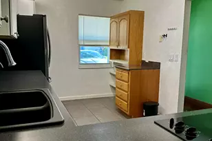 2886 Fernley Dr E, West Palm Beach, FL 33415 - Photo 5