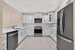 6130 SE Georgetown Pl, Hobe Sound, FL 33455 - Photo 13