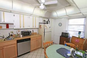 2886 Fernley Dr E, West Palm Beach, FL 33415 - Photo 5