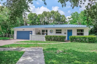13988 Lake Lure Court, Miami Lakes, FL 33014 - Photo 31