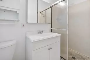 13988 Lake Lure Ct, Miami Lakes, FL 33014 - Photo 17