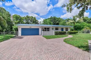 13988 Lake Lure Ct, Miami Lakes, FL 33014 - Photo 1
