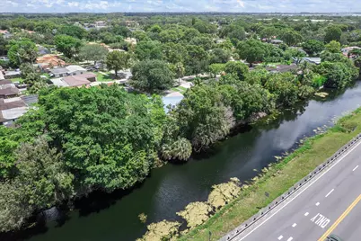 13988 Lake Lure Court, Miami Lakes, FL 33014 - Photo 37