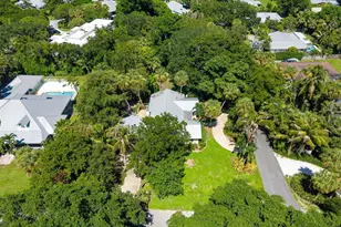 24/22 Via Lucindia Dr, Sewalls Point, FL 34996 - Photo 59