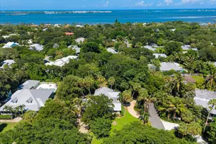 24/22 Via Lucindia Dr, Sewalls Point, FL 34996 - Photo 55