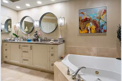 100 S Birch Road #1103f, Fort Lauderdale, FL 33304 - Photo 15