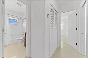 2755 NE 28th Ave, Lighthouse Point, FL 33064 - Photo 17