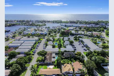 2755 NE 28th Avenue #F-1, Lighthouse Point, FL 33064 - Photo 29