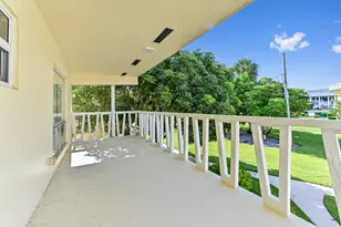 2755 NE 28th Ave, Lighthouse Point, FL 33064 - Photo 23