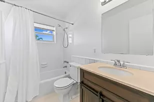 2755 NE 28th Ave, Lighthouse Point, FL 33064 - Photo 21