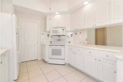 150 Euphrates Circle, Palm Beach Gardens, FL 33410 - Photo 5