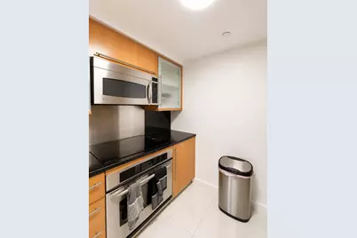 6365 Collins Avenue #811, Miami Beach, FL 33141 - Photo 9