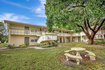 237 Farnham J, Deerfield Beach, FL 33442 - Photo 1
