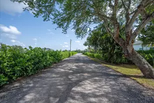 15691 Sunnyland Ln, Wellington, FL 33414 - Photo 53