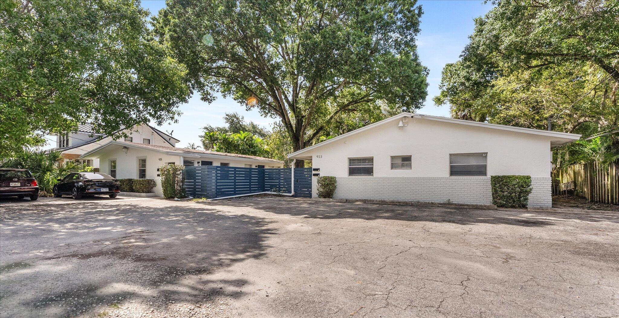 923 W Las Olas Blvd #1-2 main architectural view