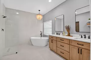 4085 Bahia Isle Cir, Wellington, FL 33449 - Photo 15