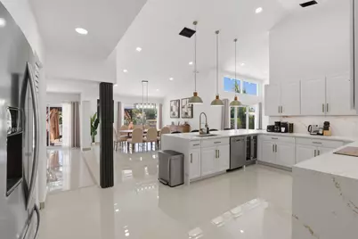 12725 Kingsway Road, Wellington, FL 33414 - Photo 17