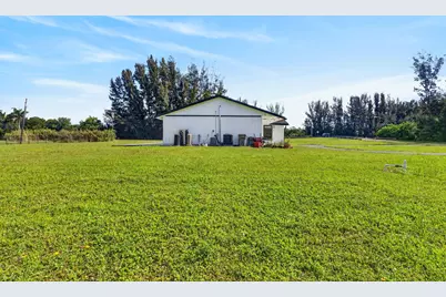 5989 Coconut Boulevard, The Acreage, FL 33411 - Photo 29