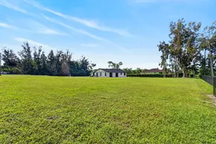 5989 Coconut Blvd, The Acreage, FL 33411 - Photo 37