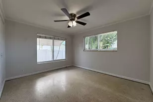 924 SE 8th Ct, Deerfield Beach, FL 33441 - Photo 13