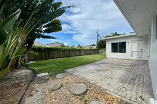 924 SE 8th Ct, Deerfield Beach, FL 33441 - Photo 17
