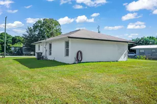 116 SE 3rd Street N, Belle Glade, FL 33430 - Photo 3