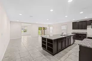 5332 NW Wisk Fern Cir, Port Saint Lucie, FL 34986 - Photo 11