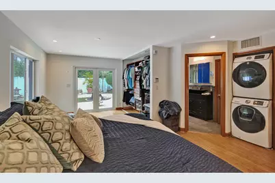 908 NE 16th Place, Fort Lauderdale, FL 33305 - Photo 17