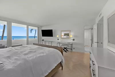 100 Sunrise Avenue #212, Palm Beach, FL 33480 - Photo 11