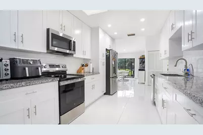 2687 Blue Sage Avenue, Coconut Creek, FL 33063 - Photo 11