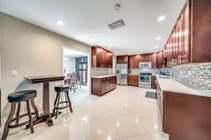 574 Juniper Pl, Wellington, FL 33414 - Photo 23