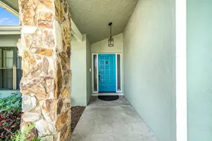 574 Juniper Pl, Wellington, FL 33414 - Photo 15