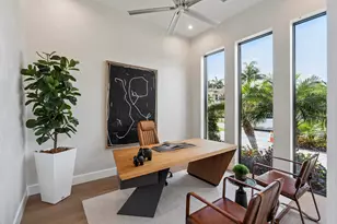 255 NE 3rd St, Boca Raton, FL 33432 - Photo 17