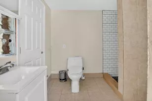 806 NE 2nd Ave, Delray Beach, FL 33444 - Photo 23