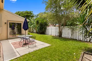 13945 Langley Pl, Davie, FL 33325 - Photo 19